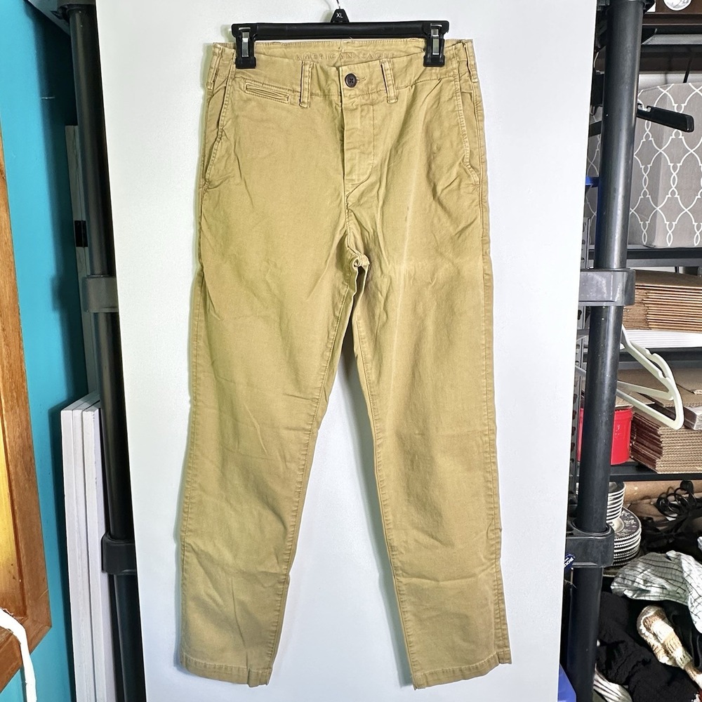 American Eagle Mens Size 28x32 Khaki Chino Pants Next Level Flex Slim